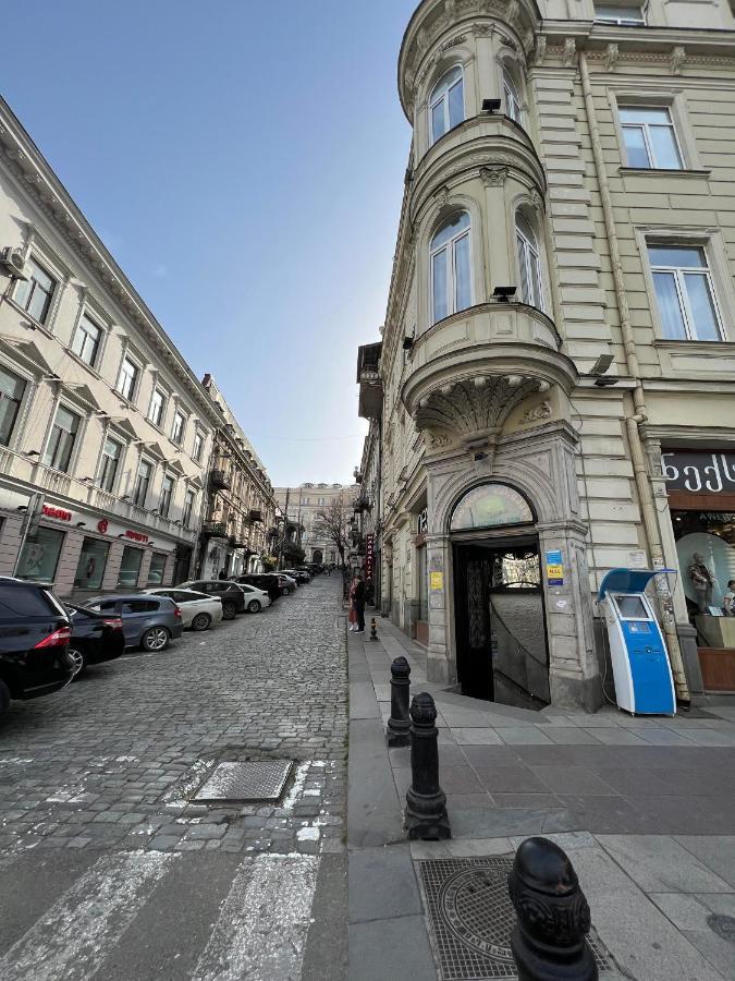 Griboedov Apartment Tiflis Exterior foto